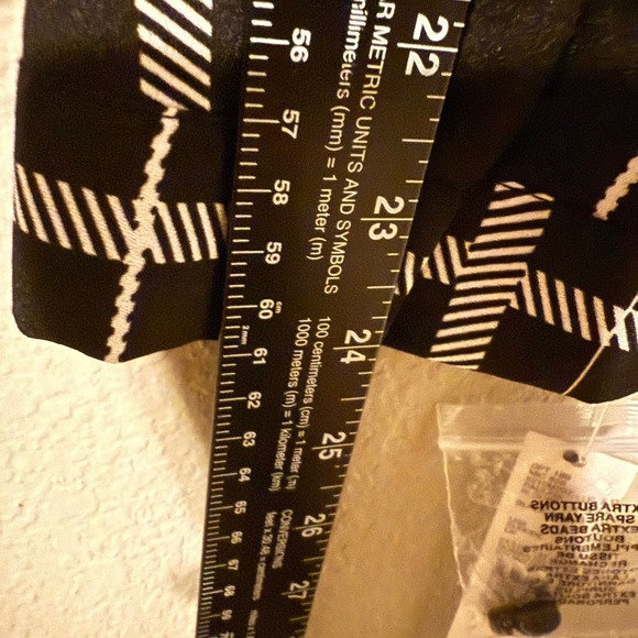 Alex Marie Paulina Blouse Black Ivory Plaid Tie Neck Long Sleeve Women L - Picture 7 of 8